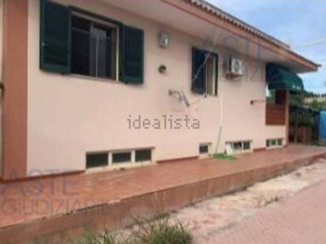 Case e ville in vendita di 160 m² in Strada Provinciale 57 Carlentini Brucoli