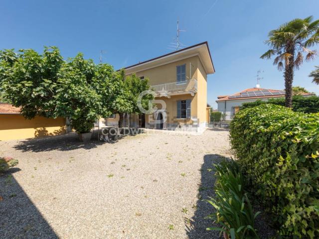 Case e ville in vendita di 162 m² in Via Napoli, 3