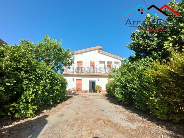 Case e ville in vendita di 162 m² in Contrada torretta