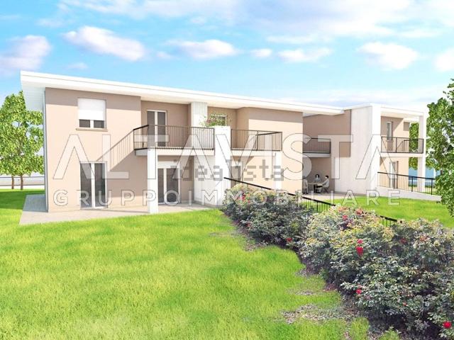 Case e ville in vendita di 164 m² in Via Carera