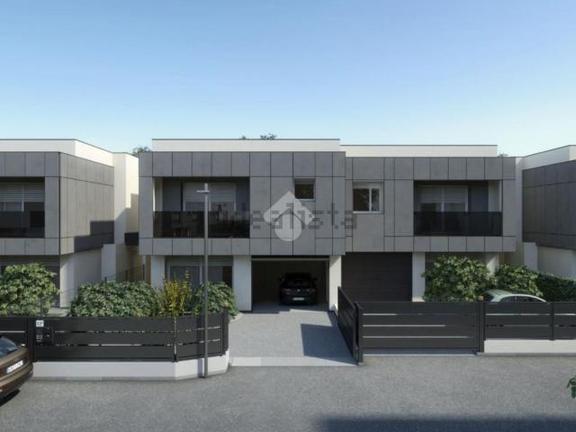 Case e ville in vendita di 164 m² in Via della Solidarietà