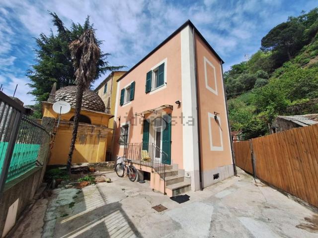 Case e ville in vendita di 164 m² in Via Santuario, 46