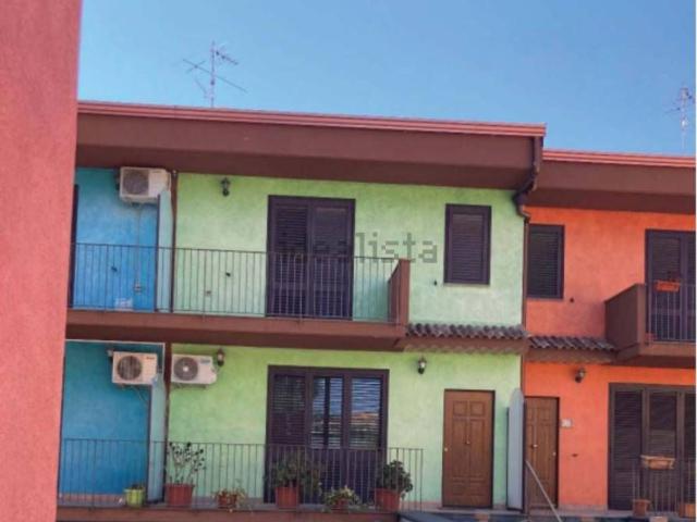 Case e ville in vendita di 164 m² in Via Tevere
