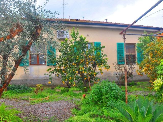 Case e ville in vendita di 165 m²