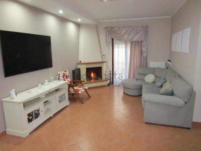 Case e ville in vendita di 165 m²