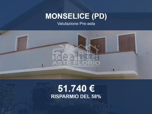 Case e ville in vendita di 165 m² in Via Motta, 9