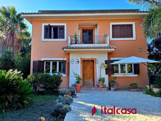 Case e ville in vendita di 165 m² in Contrada Durrueli