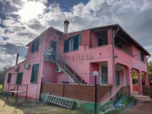 Case e ville in vendita di 165 m² in Contrada Marcellino