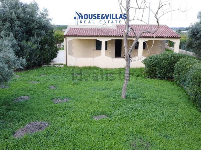 Case e ville in vendita di 165 m² in Strada Pozzo Nuovo