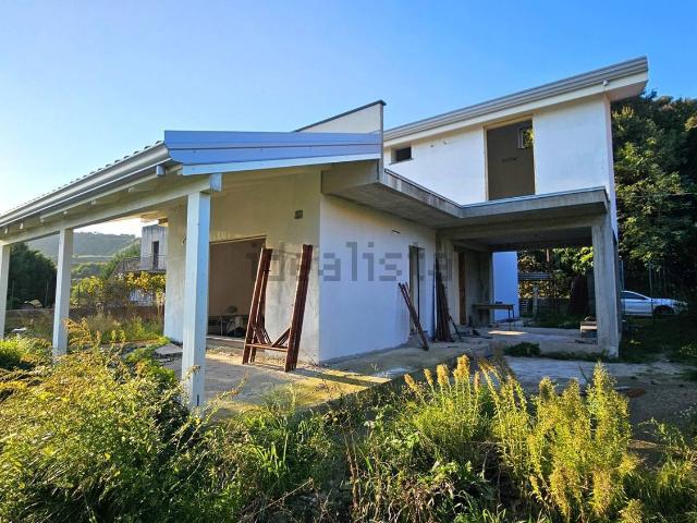 Case e ville in vendita di 165 m² in Strada Rizzo Donnantone