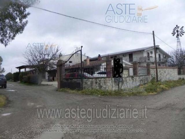 Case e ville in vendita di 1660 m²