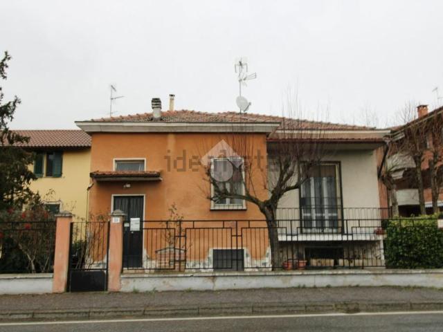 Case e ville in vendita di 166 m² in Via Chiozzo, 51