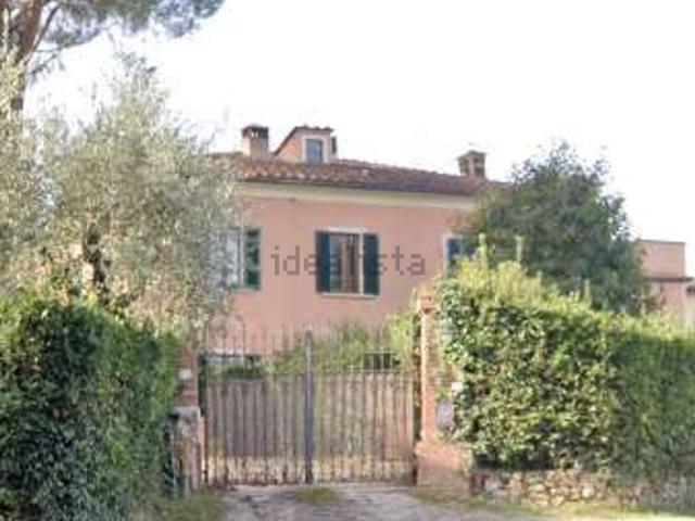 Case e ville in vendita di 166 m² in Via Baco, 10