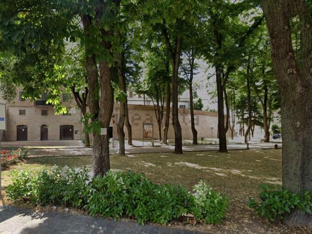 Case e ville in vendita di 166 m² in Via Enrico Mattei