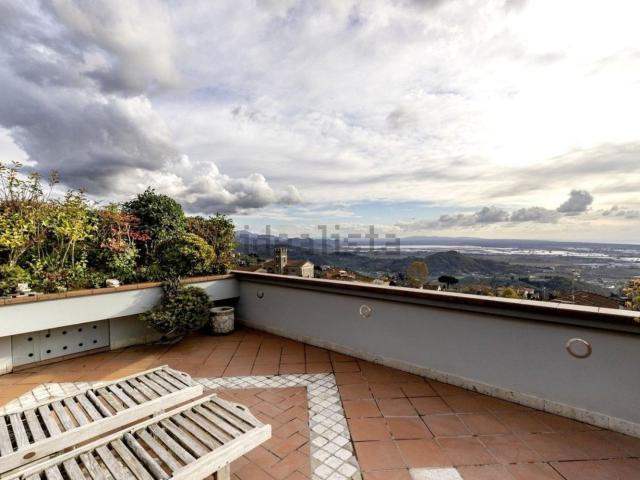 Case e ville in vendita di 167 m²