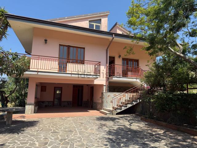 Case e ville in vendita di 167 m² in Contrada Galdo