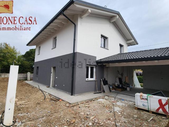 Case e ville in vendita di 168 m²