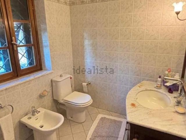 Case e ville in vendita di 169 m² in Via VERDI, 1