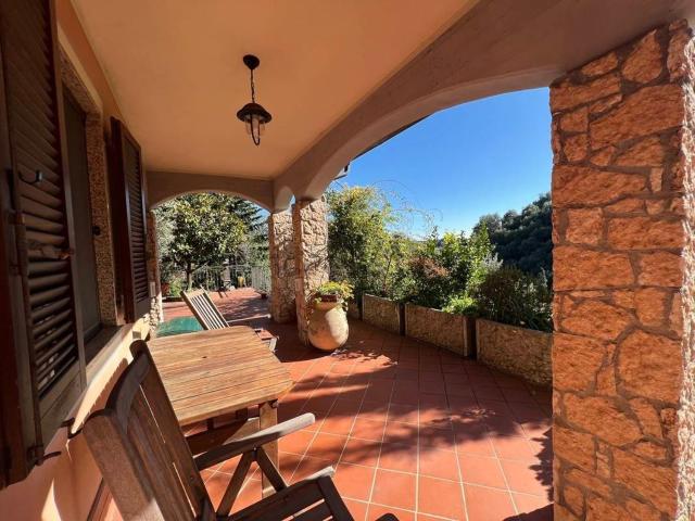 Case e ville in vendita di 170 m²