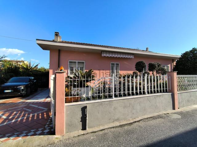Case e ville in vendita di 170 m²