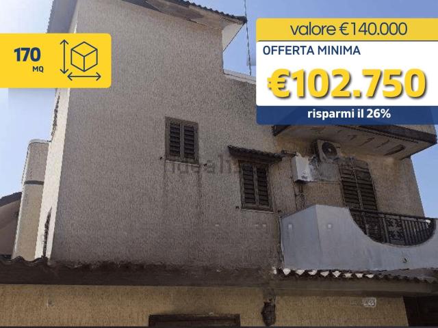 Case e ville in vendita di 170 m² in Via Cavallucci Marini, 21