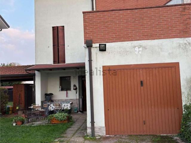 Case e ville in vendita di 170 m² in Via Ca&apos  Nove