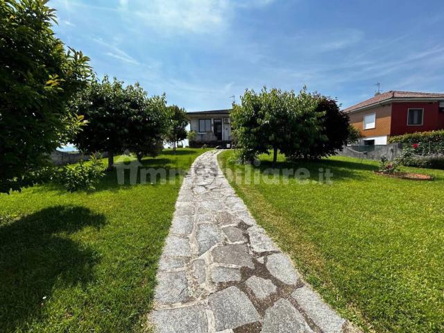 Case e ville in vendita di 170 m² in Via Galade