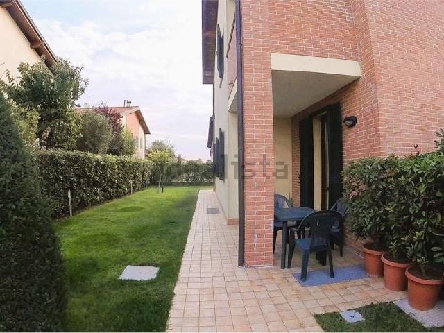 Case e ville in vendita di 170 m² in Via delle Fragole