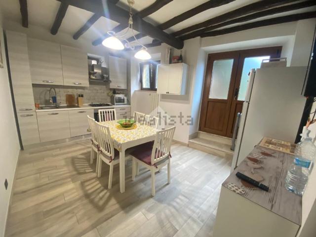 Case e ville in vendita di 170 m² in Via Filippo Iacopini, 1
