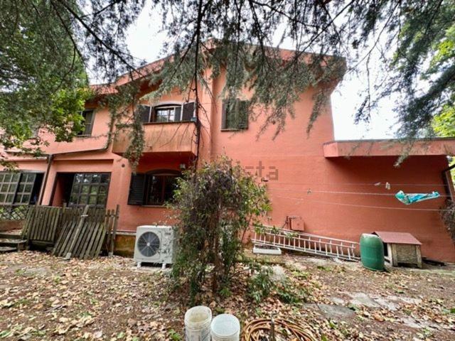 Case e ville in vendita di 170 m² in Via Isonzo