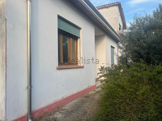 Case e ville in vendita di 170 m² in Via Montà