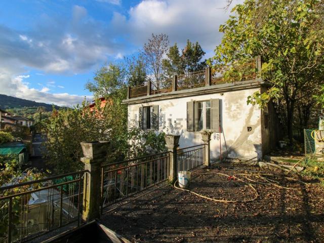 Case e ville in vendita di 170 m² in Via San Fedele, 61