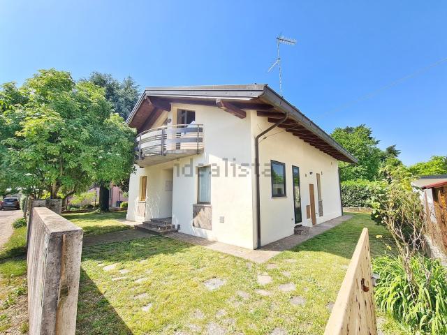 Case e ville in vendita di 170 m² in Via Visco, 9
