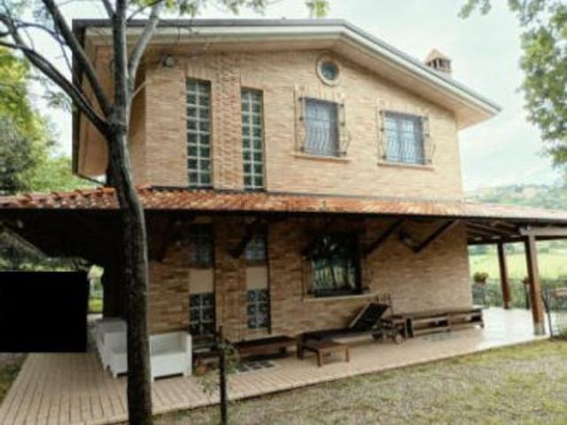 Case e ville in vendita di 170 m² in Contrada Marina