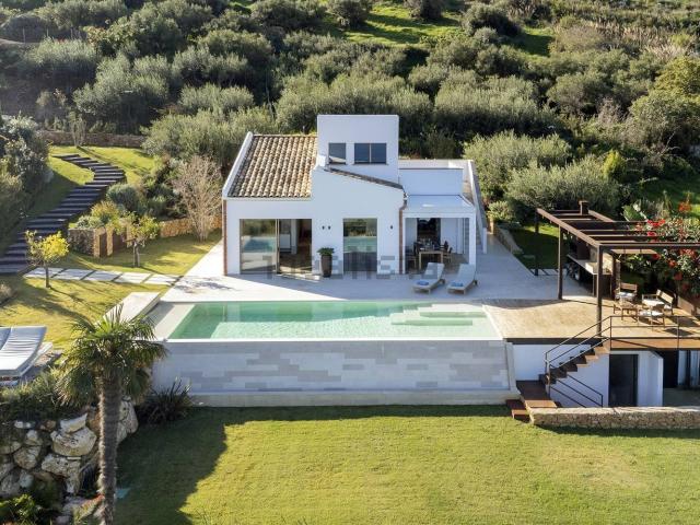 Case e ville in vendita di 170 m² in Contrada Sarmuci