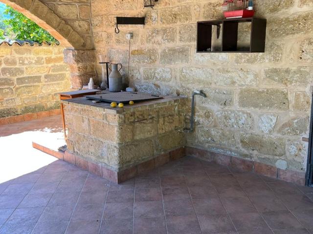Case e ville in vendita di 170 m² in Contrada Serra Granatelli