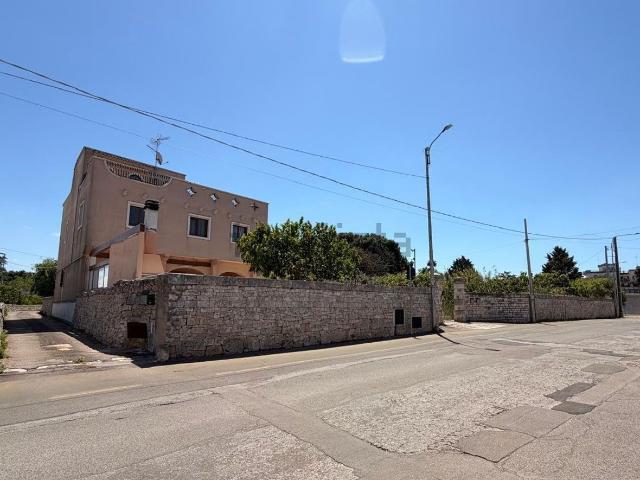 Case e ville in vendita di 170 m² in Strada Comunale Foggia la Rosa, 8