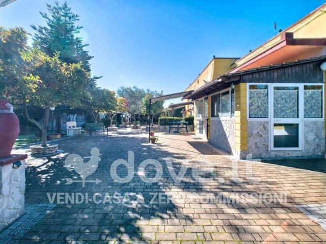 Case e ville in vendita di 170 m² in Strada Gianfelice, 43
