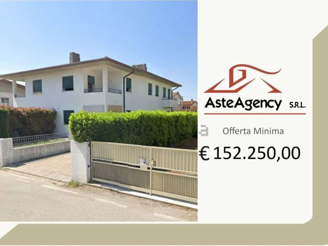 Case e ville in vendita di 171 m² in Via Giuseppe Verdi, 7