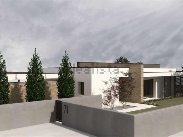 Case e ville in vendita di 171 m² in Via dei Manin