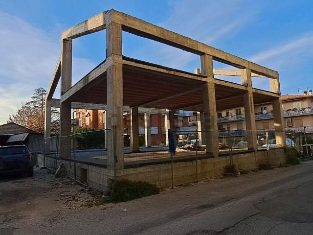 Case e ville in vendita di 171 m² in Via Rimembranze