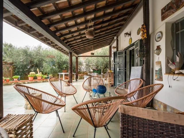 Case e ville in vendita di 172 m² in Via Giorgio Almirante, 33
