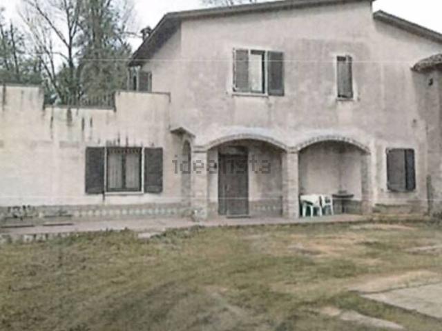 Case e ville in vendita di 172 m² in Via San Francesco D&apos Assisi, 11