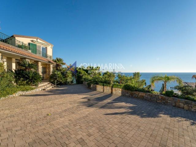 Case e ville in vendita di 172 m² in Corso Giuseppe Mazzini