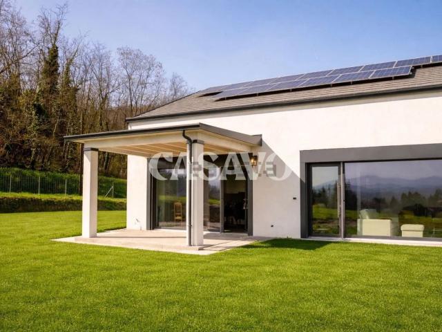Case e ville in vendita di 172 m² in Località San Carlo
