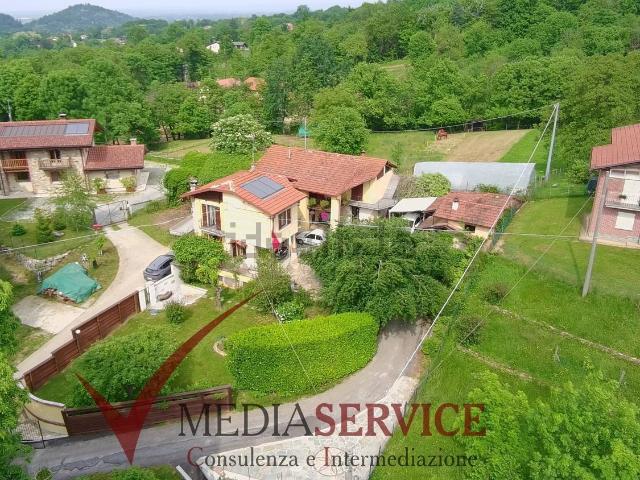 Case e ville in vendita di 172 m² in Strada Franceschina, 7