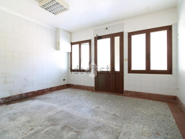 Case e ville in vendita di 173 m² in Via Vittorio Emanuele, 19