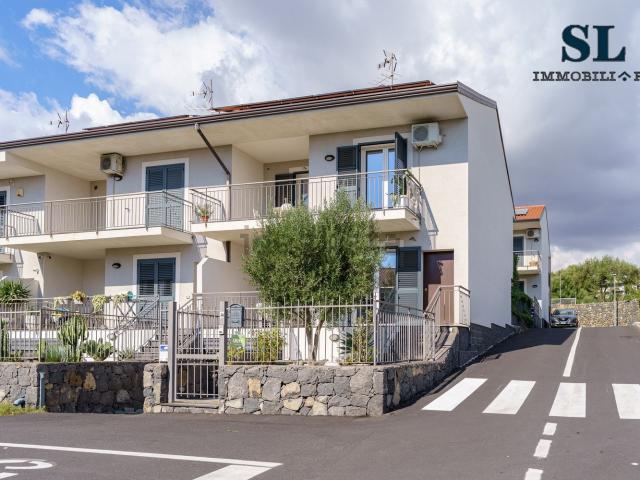 Case e ville in vendita di 174 m² in Via Concetto Lo Bello, 34