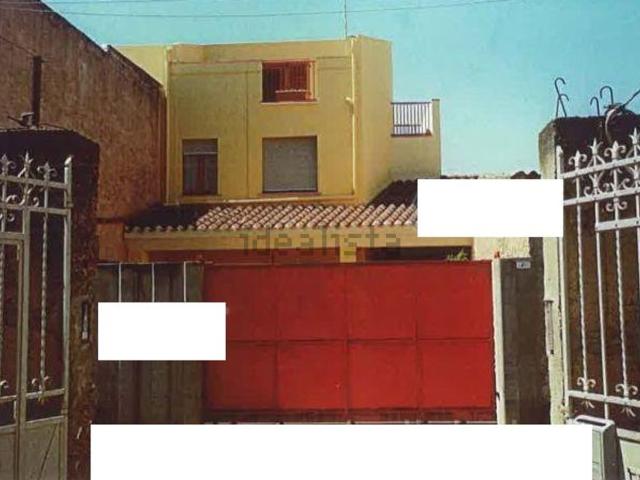 Case e ville in vendita di 174 m² in Via Principe di Piemonte, 9