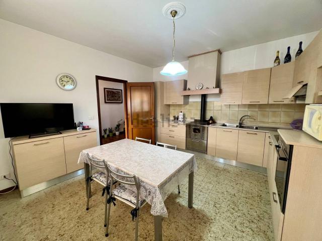 Case e ville in vendita di 174 m² in Via Treviso